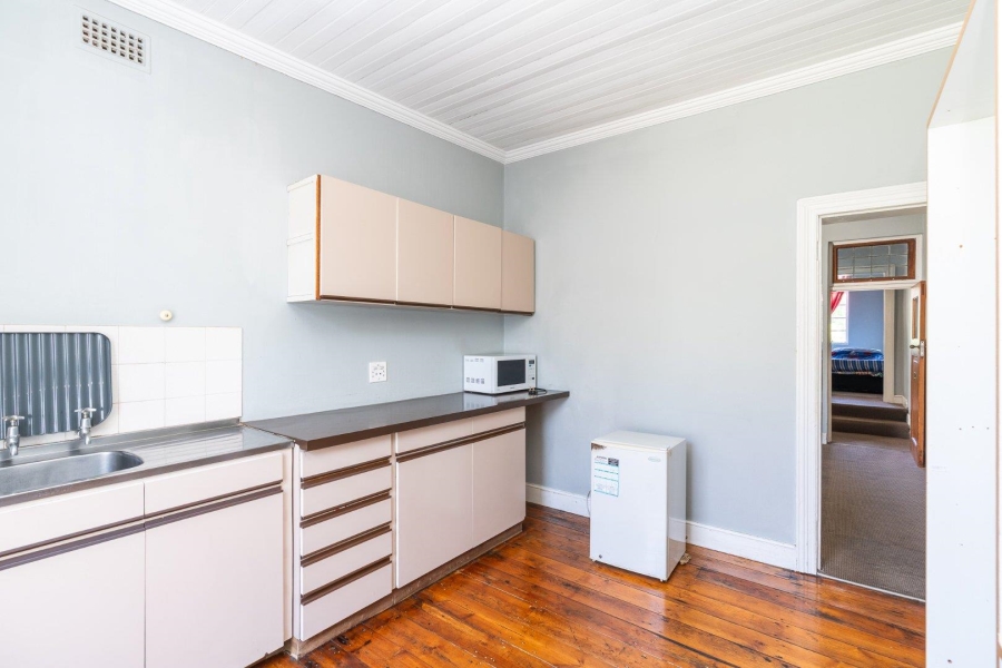 Commercial Property for Sale in Gardens Western Cape